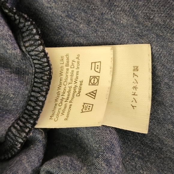 Eddie Bauer Long Sleeved Tee - Picture 4 of 5